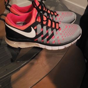 Nike fingertrap max